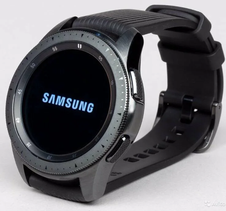 Samsung может ввести платную подписку на функции Galaxy Watch