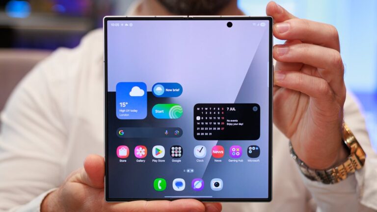 Представлен Samsung Galaxy Z Fold7: тоньше, легче и с большими экранами