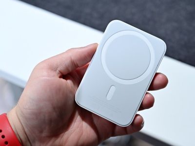 Слух: Samsung готовит аналог MagSafe и смартфон без USB-C