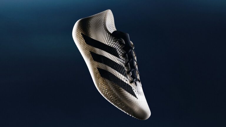 Adidas выпустила 3D-печатные кроссовки Climacool со шнурками