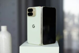 Google представила Pixel 10 Pro Fold — первый складной смартфон с защитой IP68