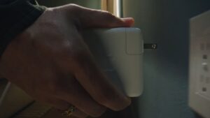 Apple представила «динамический» блок питания для iPhone