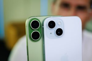 Новый iPhone 17 уступил iPhone 15 в тесте камер