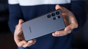 Серия Samsung Galaxy S22 получила последнее крупное обновление