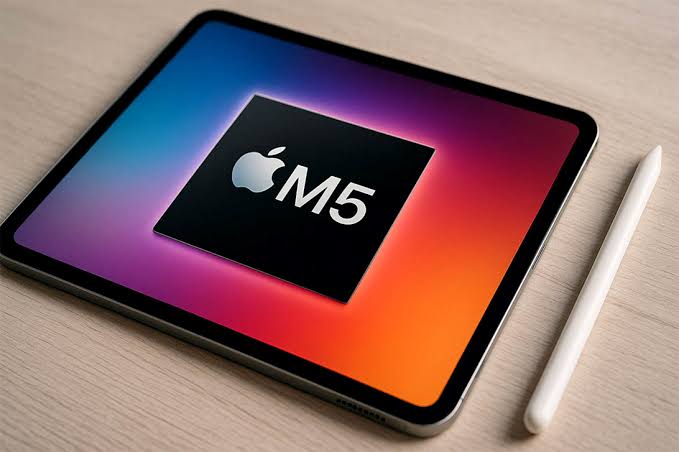 Apple представила процессор M5 с улучшенным GPU и встроенным ИИ-ускорителем