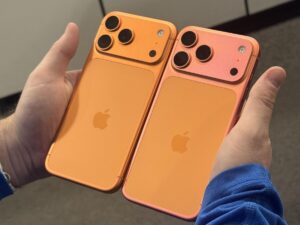 Владельцы iPhone 17 Pro сообщили о выцветании корпусов в оранжевом цвете