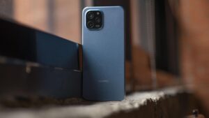 HUAWEI с Google-сервисами: проверяем, насколько хватает батареи