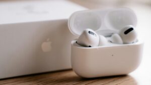 На GitHub вышло приложение, которое «разблокирует» функции AirPods на Android