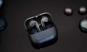 Дизайн Samsung Galaxy Buds 4 раскрыт через прошивку One UI