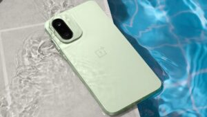 OnePlus Ace 6T представили официально: новый Snapdragon и аккумулятор 8300 мАч за $369