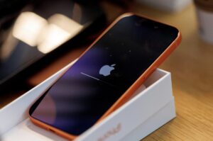 Энтузиаст создал физическую альтернативу iCloud для бэкапов iPhone