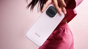 iQOO Z11 получит рекордную батарею и очень быстрый экран