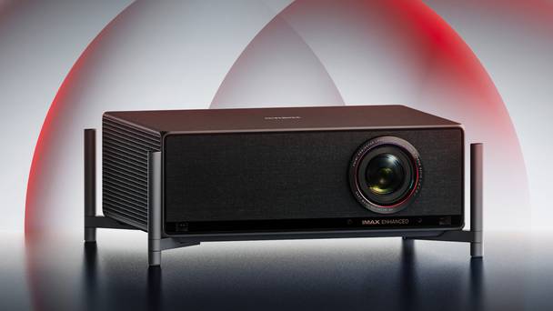XGIMI представила флагманский проектор Titan 4K с «экраном» до 250 дюймов