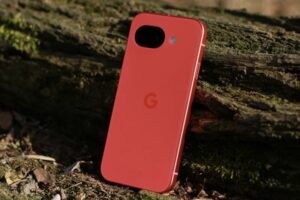 Pixel 11 и ноутбуки Google могут получить подсветку Pixel Glow
