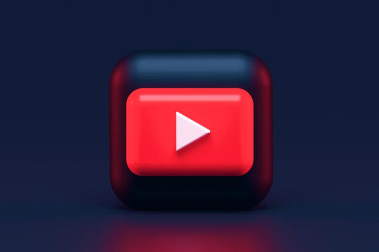 Edge обходит ограничения YouTube: видео теперь можно слушать в фоне без Premium
