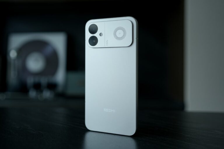 REDMI раскрыла дату выхода игрового флагмана K90 Ultra